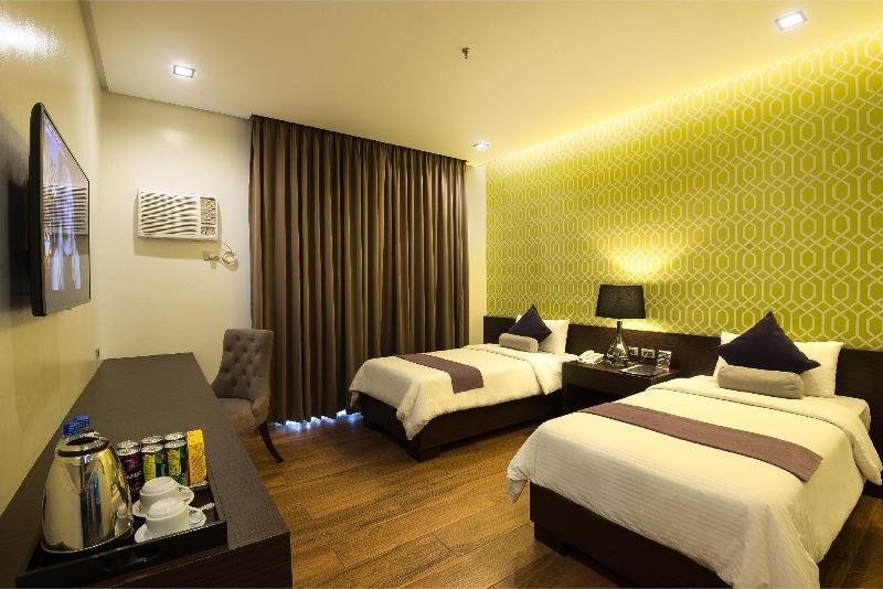 Photo of Lenox Hotel, 3-star hotel in Calasiao