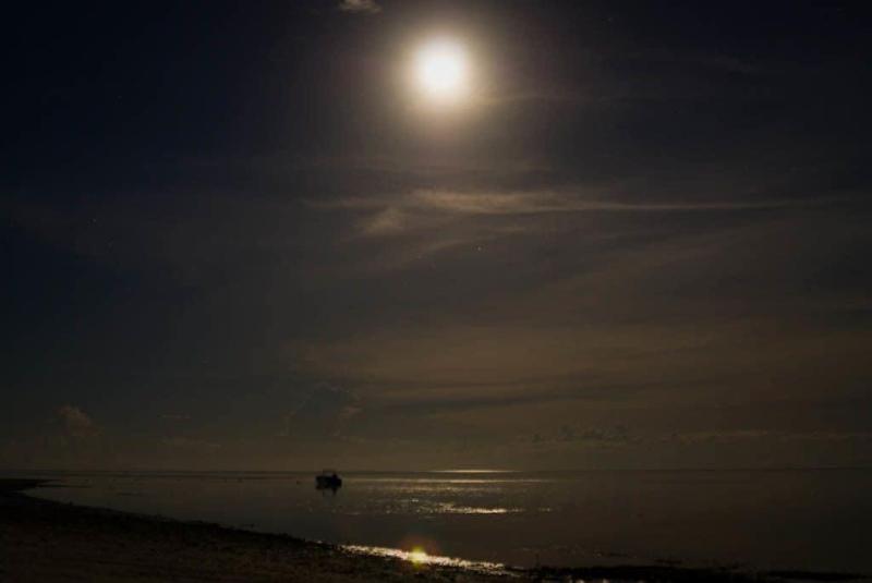 Photo of J&R Residence, 3-star hotel in Anda