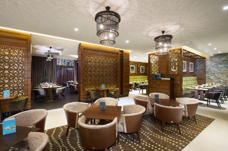 Photo of Hilton Garden Inn Dubai Deira, 4-star hotel in Al Muraqqabat