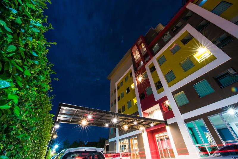 Trendy Hotel, Singapore