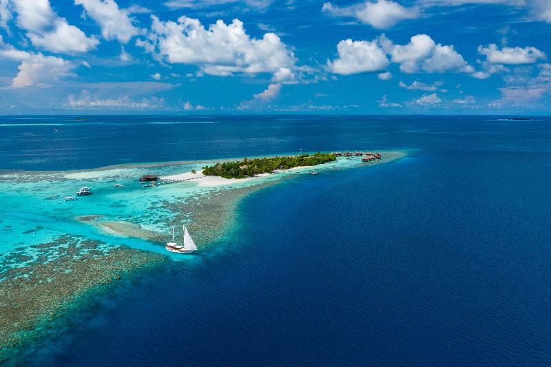 V Villas Maldives at Mirihi - MGallery Collection, Singapore