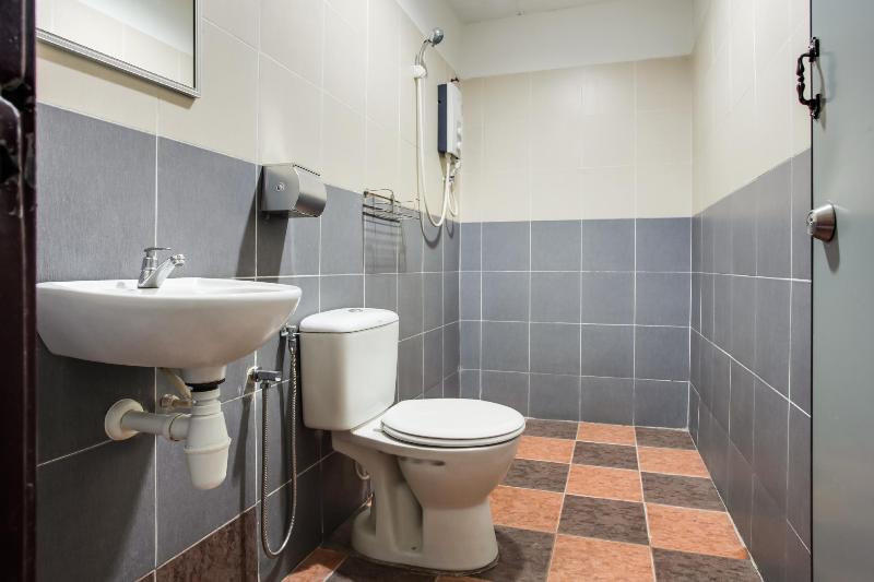 Photo of Super OYO 89427 Kavanas Hotel Taiping, 2-star hotel in Taiping