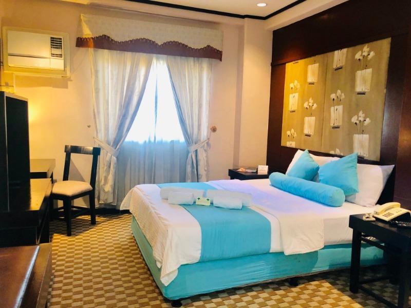 Photo of Luisita Central Park Hotel, 3-star hotel in Tarlac