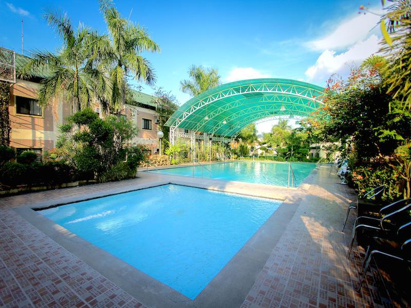 Photo of Luisita Central Park Hotel, 3-star hotel in Tarlac