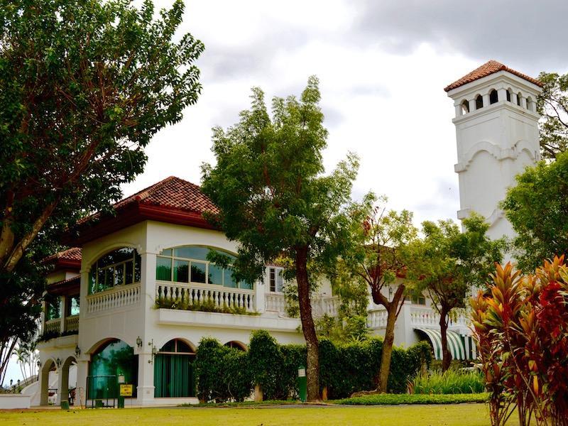 Photo of Luisita Central Park Hotel, 3-star hotel in Tarlac