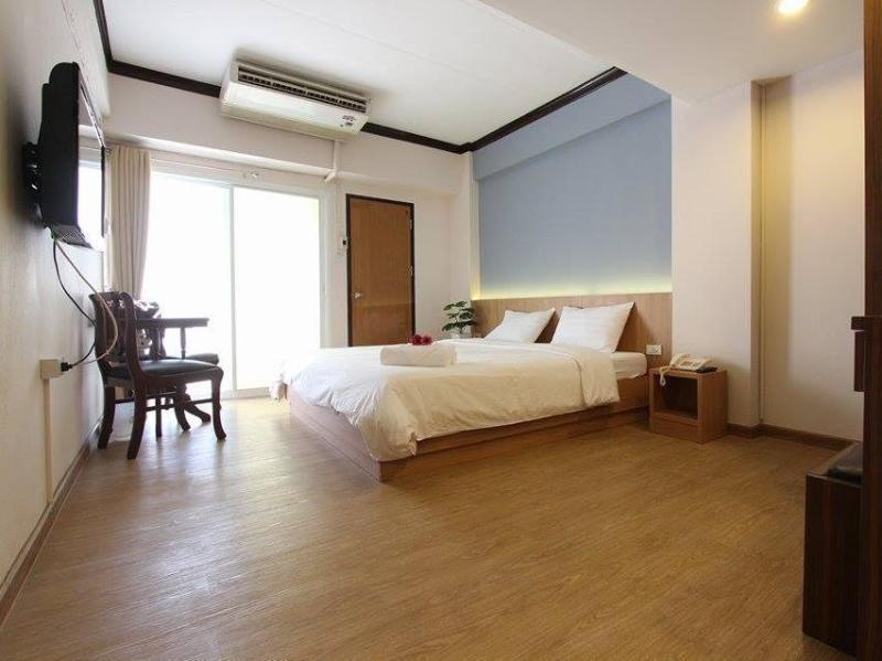 Photo of Beerapan Hotel, 2-star hotel in Bangkok (and vicinity)