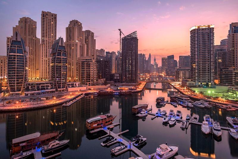 Jannah Place Dubai Marina, Singapore