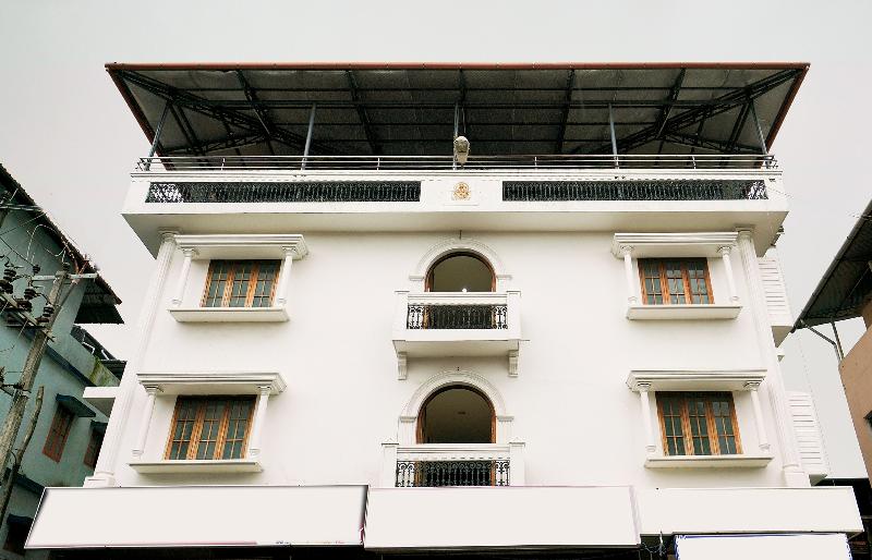 Photo of OYO 3633 Nanda Inn, 2-star hotel in Cochin (and vicinity)