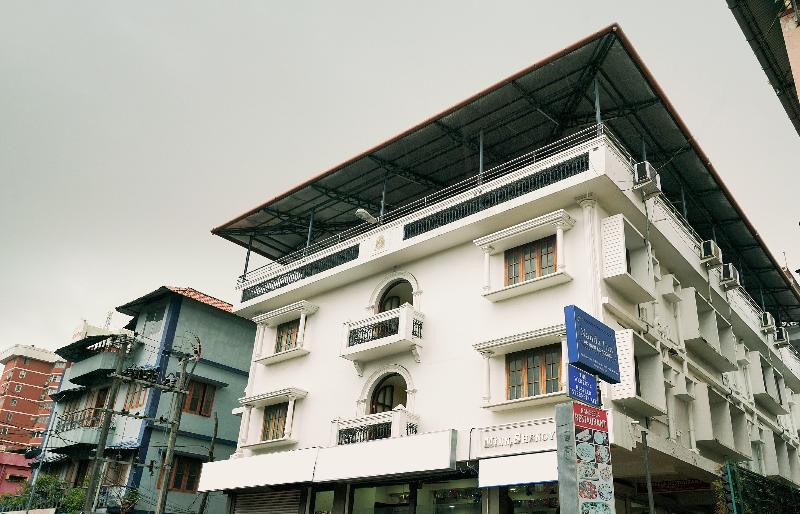Photo of OYO 3633 Nanda Inn, 2-star hotel in Cochin (and vicinity)