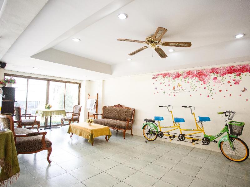 Photo of Regent Ngamwongwan, 2-star hotel in Bangkok (and vicinity)