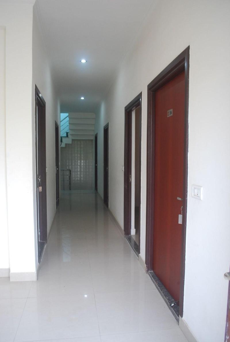 Photo of OYO 28053 Hotel Gayatri Palace, 2-star hotel in Agra District