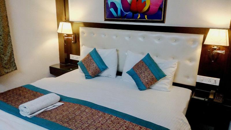 Photo of Hotel Tashkent Palace, 3-star hotel in Delhi (and vicinity)