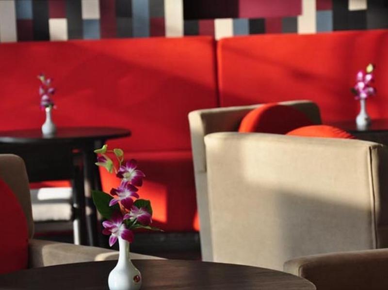 Photo of Thamrongin Hotel, 3-star hotel in Arun Amarin