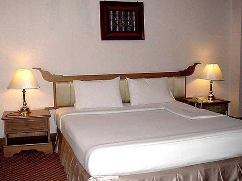 Photo of Laithong Hotel, 3-star hotel in Ubon Ratchathani