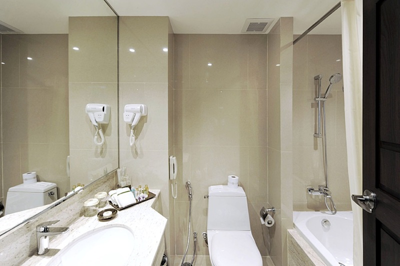 Photo of Al Meroz Bangkok, 5-star hotel in Bangkok