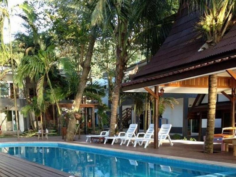Photo of Apple Beachfront Resort, 3-star hotel in Ko Chang