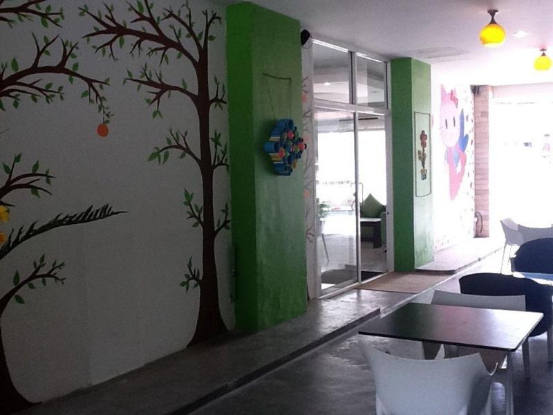 Photo of S2S Queen Trang Hotel, 3-star hotel in Krabi - Trang (provinces)