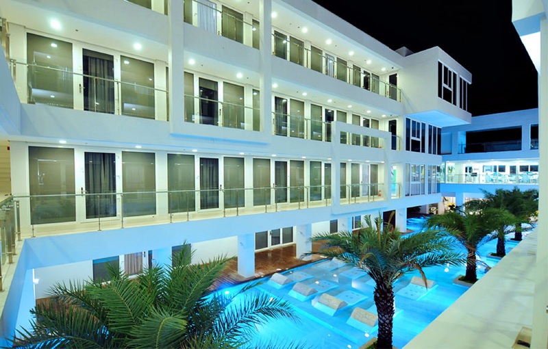 Astoria Current, 5-star hotel in Aklan