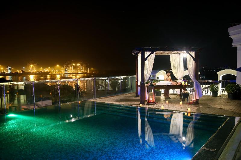 Photo of Fragrant Nature Kochi, 5-star hotel in Cochin (and vicinity)