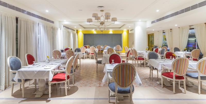 Photo of Fragrant Nature Kochi, 5-star hotel in Cochin (and vicinity)