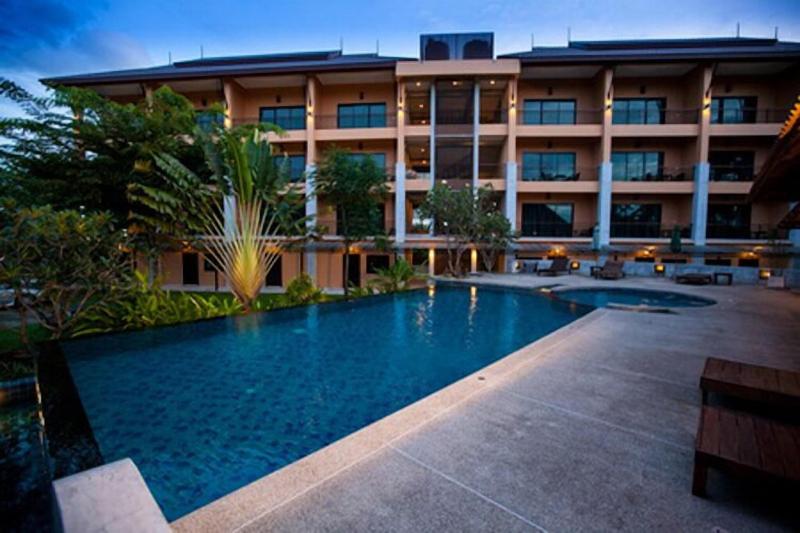 Photo of Chalicha Resort, 3-star hotel in Chumphon