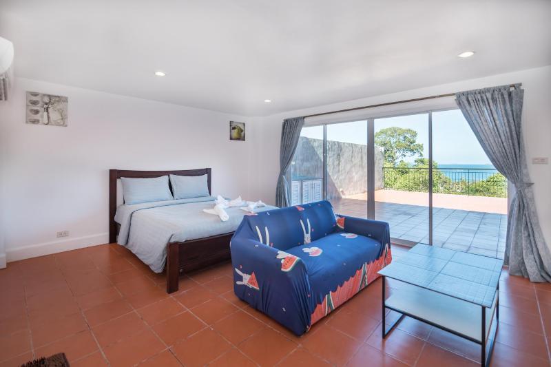 Photo of Pandora, 3-star hotel in Koh Samet