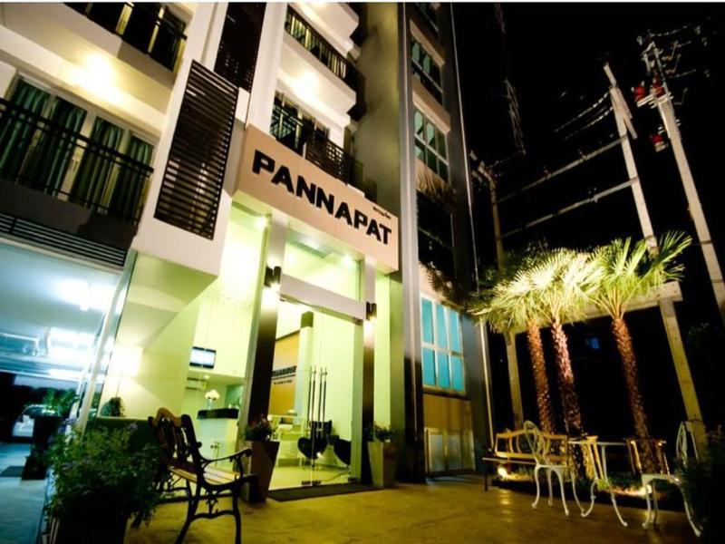 Pannapat Place, Singapore