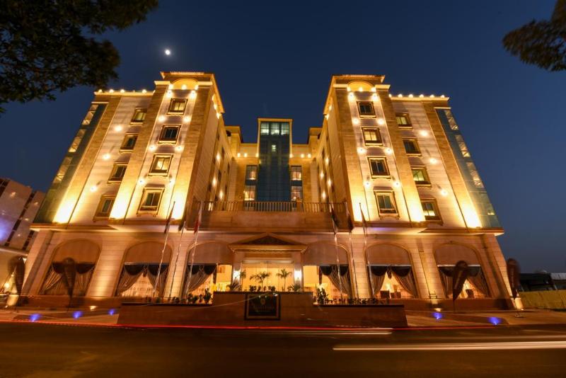 Photo of Grand Zowar Hotel, 4-star hotel in Medina