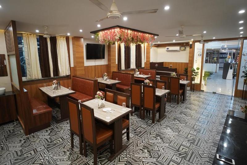 Photo of Hotel The 7 Seas, 3-star hotel in Haridwar (and vicinity)