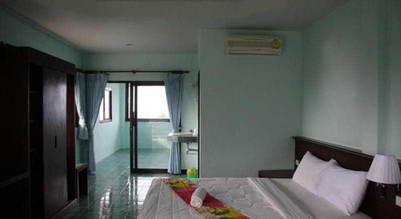 Photo of Haad Chao Phao Resort, 3-star hotel in Koh Phangan