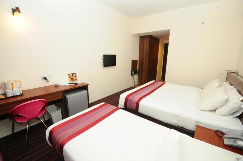 Photo of Hotel Yt Midtown Kuala Terengganu, 3-star hotel in Kuala Terengganu