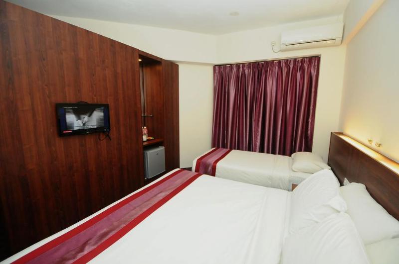 Photo of Hotel Yt Midtown Kuala Terengganu, 3-star hotel in Kuala Terengganu