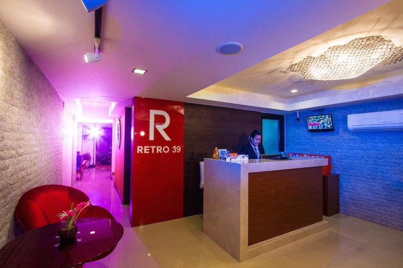 Photo of Retro Box Hotel, 3-star hotel in Chumphon