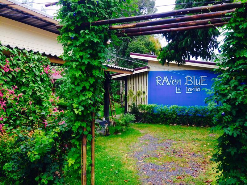 Raven Blue exterior, 2-Star hotel in Ko Lanta