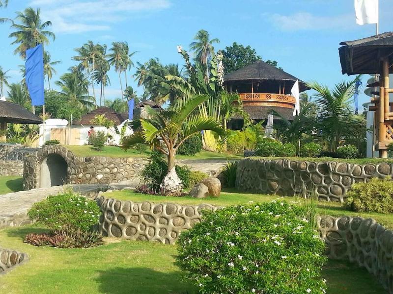 Photo of White Chocolate Hills Resort, 4-star hotel in Dumaguete (and vicinity)