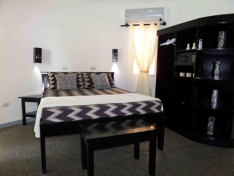 Photo of White Chocolate Hills Resort, 4-star hotel in Dumaguete (and vicinity)