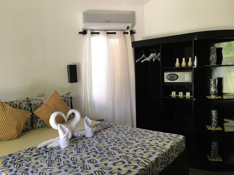 Photo of White Chocolate Hills Resort, 4-star hotel in Dumaguete (and vicinity)