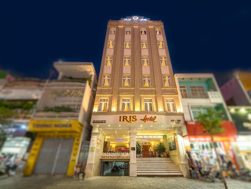 Iris Hotel Danang, Singapore