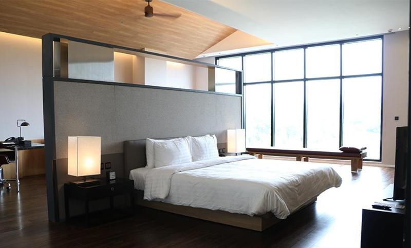 Photo of Midori Clark Hotel and Casino, 5-star hotel in Angeles City (and vicinity)