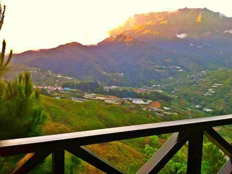 Crystal Hill R exterior, 3-Star hotel in Kota Kinabalu (and vicinity)