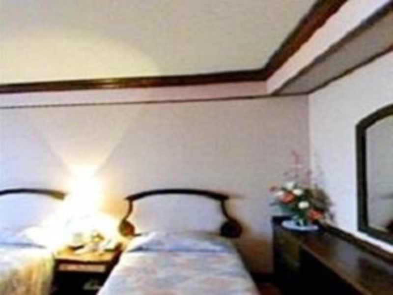 Photo of Twin Lotus Hotel, 3-star hotel in Nakhon Si Thammarat