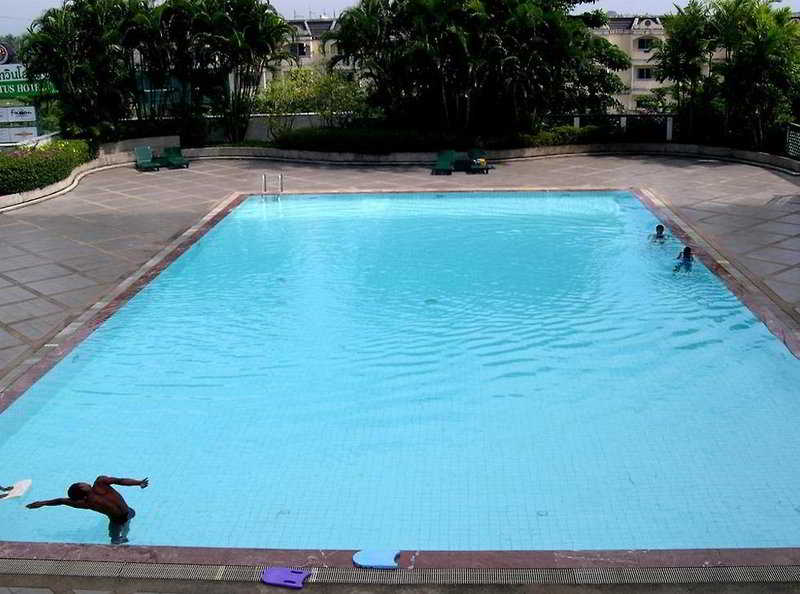 Photo of Twin Lotus Hotel, 3-star hotel in Nakhon Si Thammarat