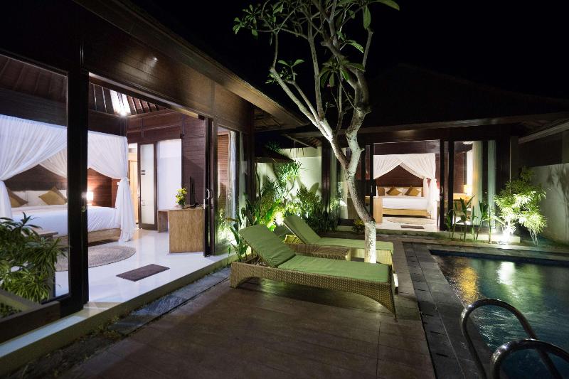 d’Nusa Beach Club and Resort, Singapore