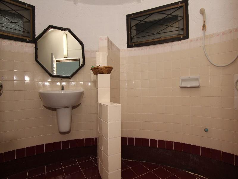 Photo of Duenshine Resort, 2-star hotel in Kanchanaburi