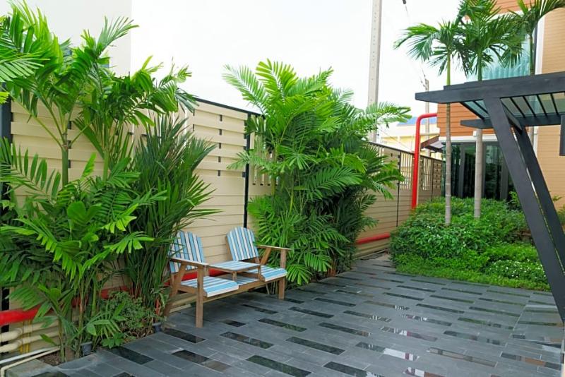 Visa Hotel Hua Hin, Singapore