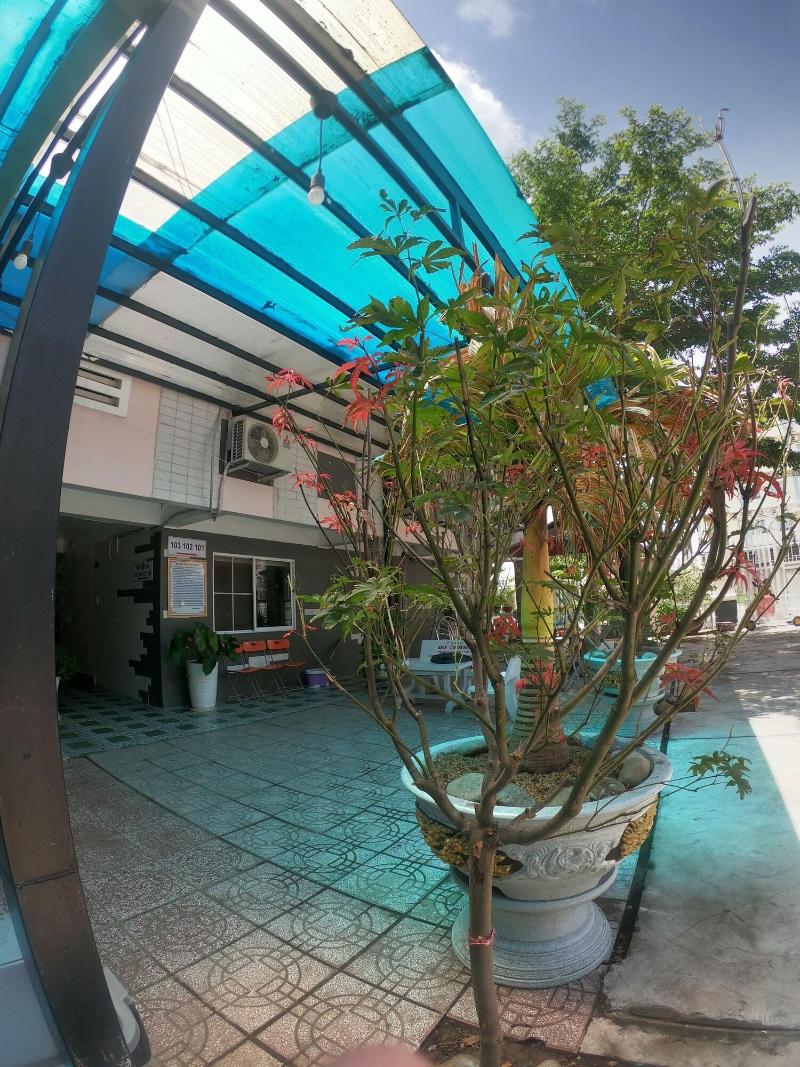 Minh Trang Motel, Singapore