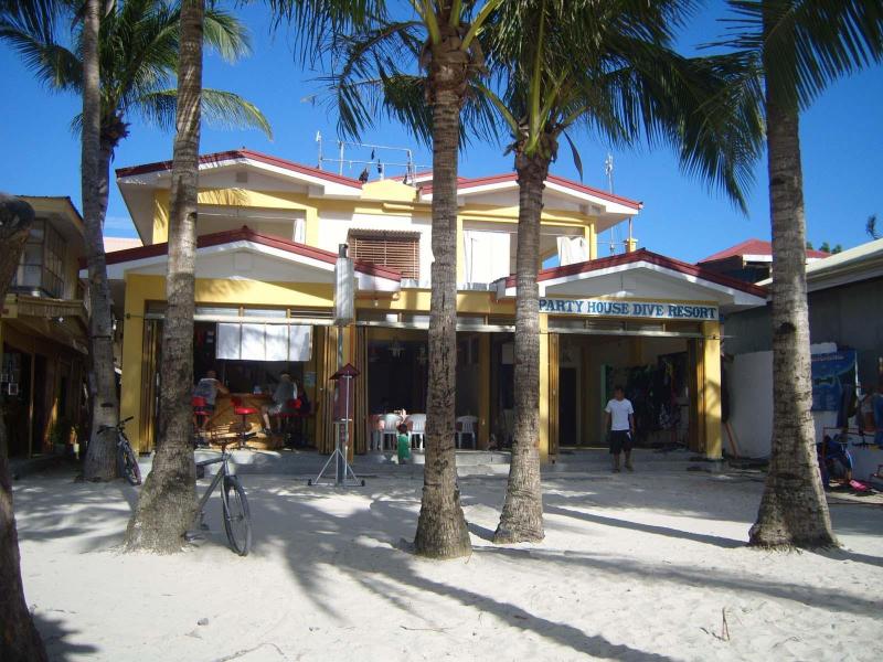 Photo of Star Plaza Hotel, 2-star hotel in Calasiao