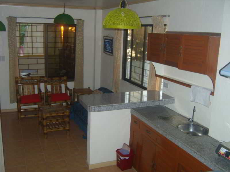 Photo of Star Plaza Hotel, 2-star hotel in Calasiao