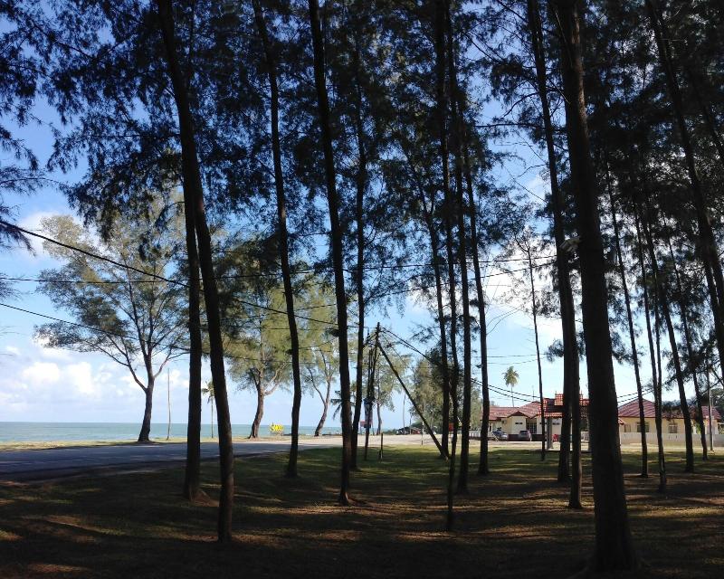 Photo of Semarak Beach Inn, 2-star hotel in Dungun