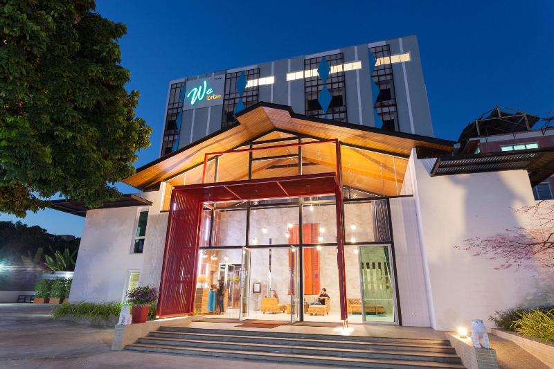 We Briza Hotel Chiangmai, Singapore